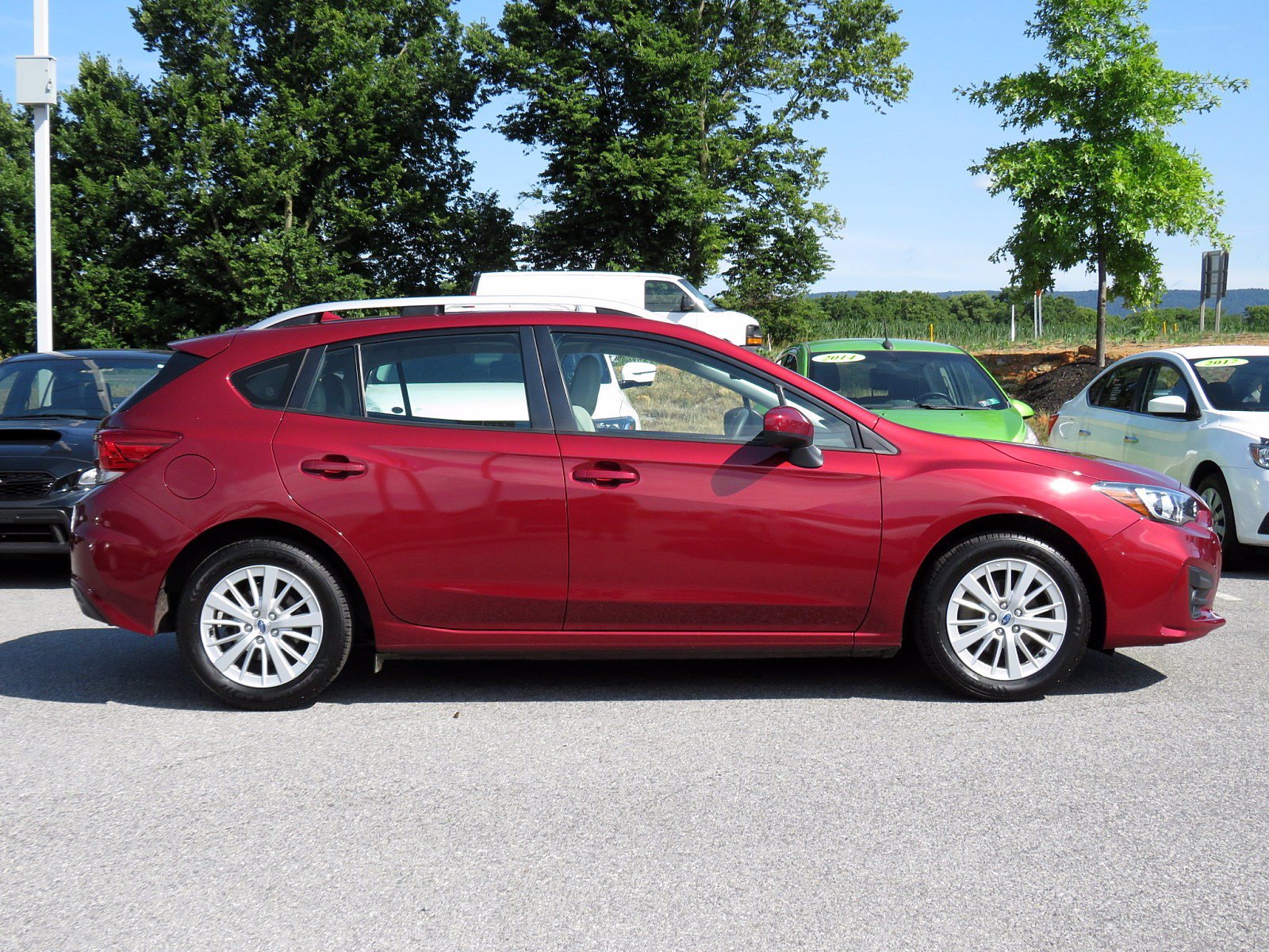 PreOwned 2017 Subaru Impreza Premium AWD Hatchback